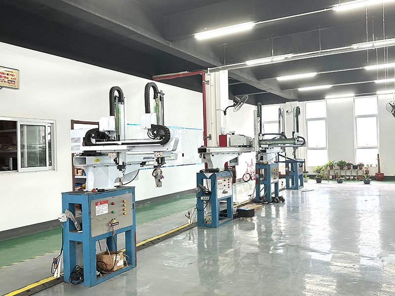 注塑機機械手行業(yè)迅速發(fā)展原因